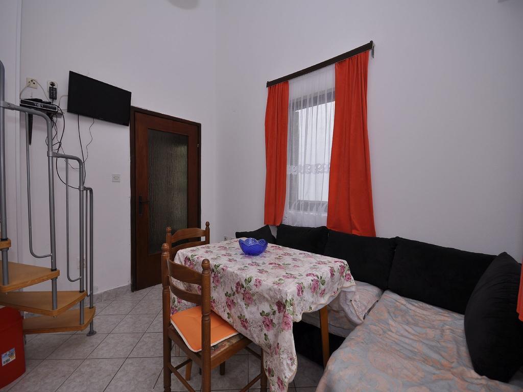 Apartments Mira 645 Poreč Oda fotoğraf